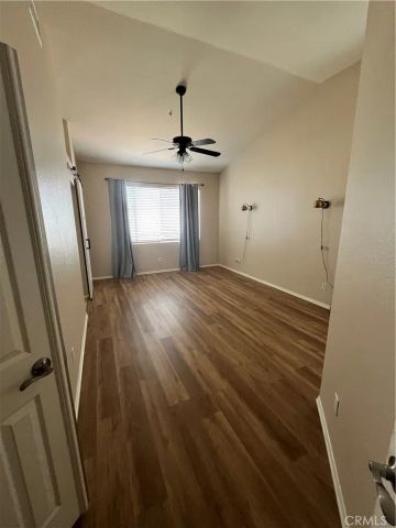 39785 Spinning Wheel, Murrieta, CA 92562