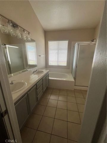 39785 Spinning Wheel, Murrieta, CA 92562