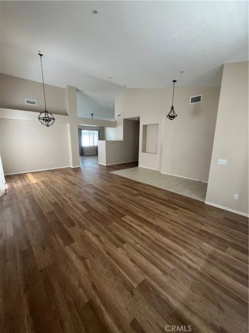 39785 Spinning Wheel, Murrieta, CA 92562