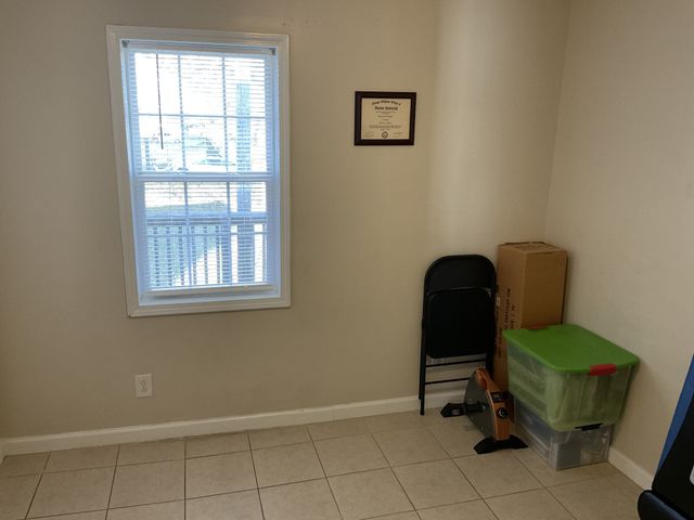 811 17th Ave, E, Springfield, TN 37172