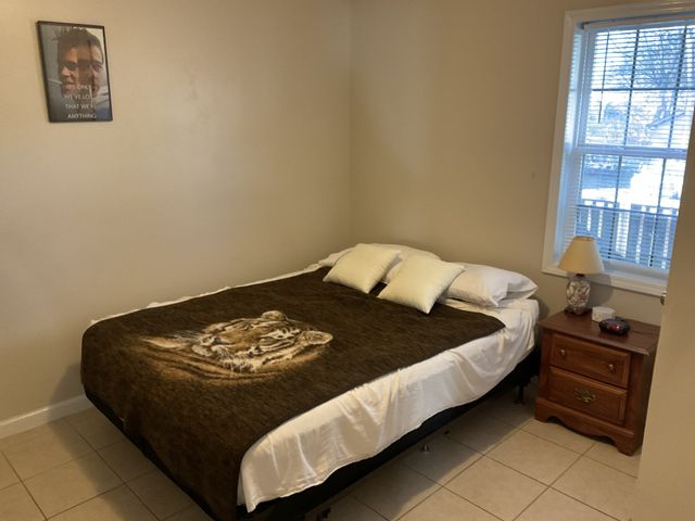 811 17th Ave, E, Springfield, TN 37172