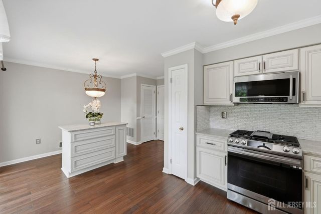 601 Lindsley Court, Burlington Twp, NJ 08016