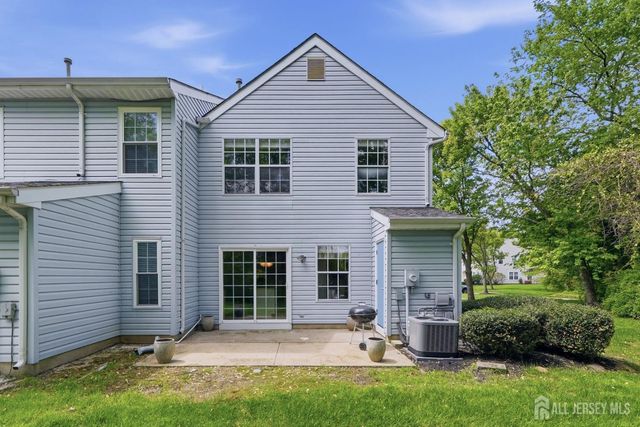 601 Lindsley Court, Burlington Twp, NJ 08016
