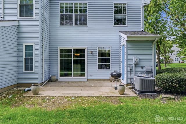 601 Lindsley Court, Burlington Twp, NJ 08016
