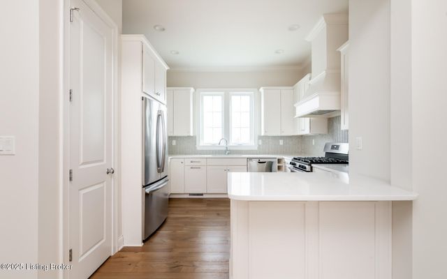 6408 St. Bernadette Ave, Prospect, KY 40059