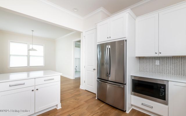 6408 St. Bernadette Ave, Prospect, KY 40059