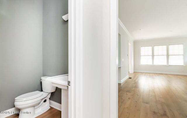 6408 St. Bernadette Ave, Prospect, KY 40059