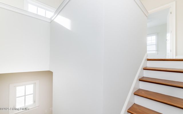 6408 St. Bernadette Ave, Prospect, KY 40059