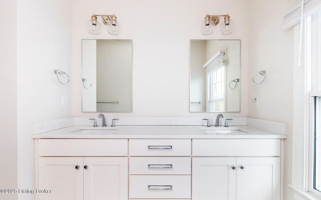 6408 St. Bernadette Ave, Prospect, KY 40059