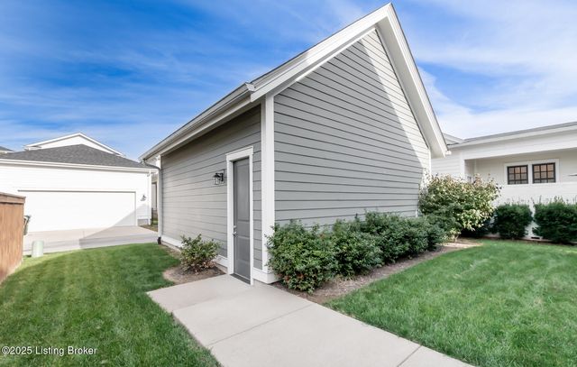 6408 St. Bernadette Ave, Prospect, KY 40059