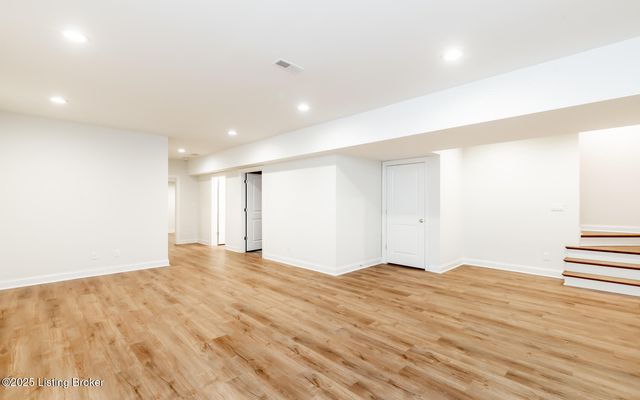 6408 St. Bernadette Ave, Prospect, KY 40059