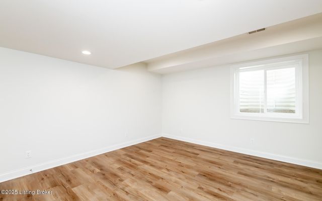 6408 St. Bernadette Ave, Prospect, KY 40059