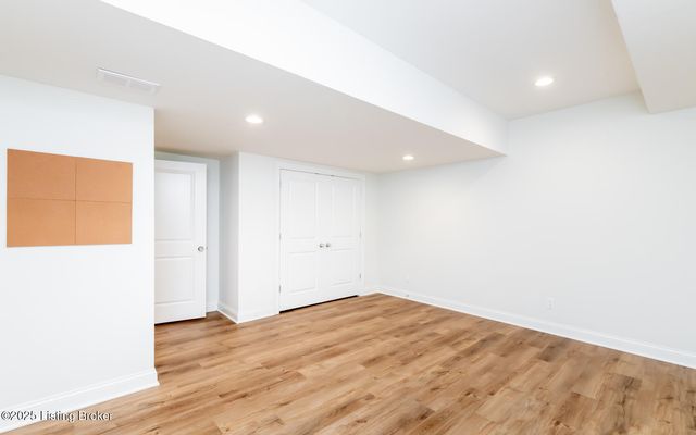 6408 St. Bernadette Ave, Prospect, KY 40059