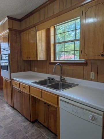 1206 S Bell Street, Dothan, AL 36301