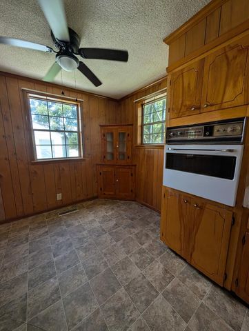 1206 S Bell Street, Dothan, AL 36301