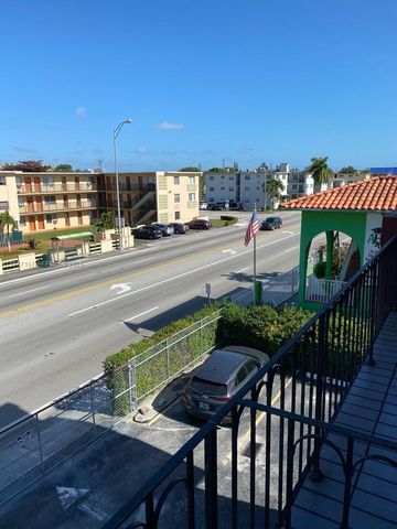 6580 W Flagler St 304, Miami, FL 33144