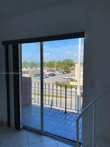 6580 W Flagler St 304, Miami, FL 33144