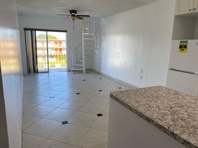 6580 W Flagler St 304, Miami, FL 33144