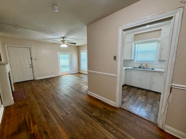 1314 TAYLOR STREET, Wichita Falls, TX 76309