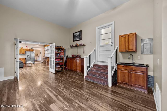 101 Grimsby Place, Jacksonville, NC 28540