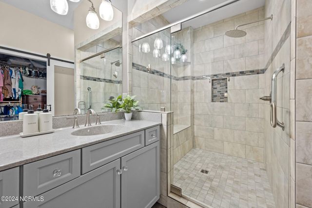 101 Grimsby Place, Jacksonville, NC 28540