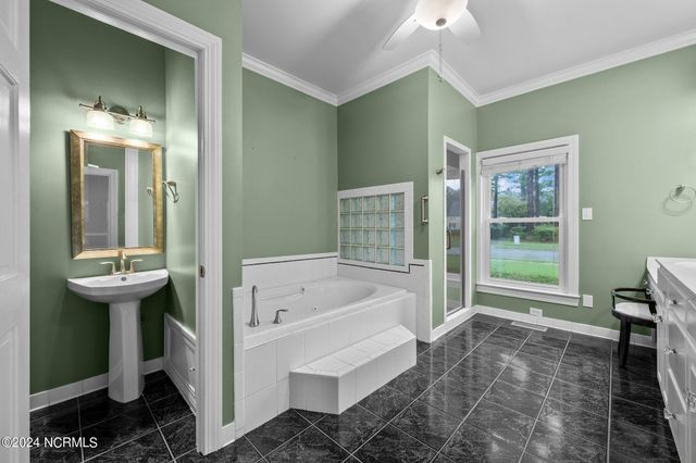 101 Grimsby Place, Jacksonville, NC 28540