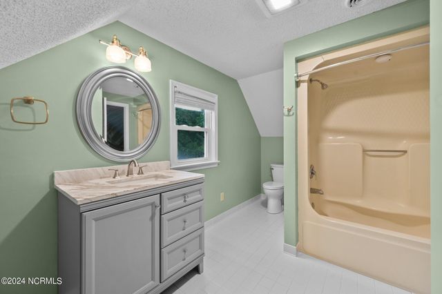 101 Grimsby Place, Jacksonville, NC 28540