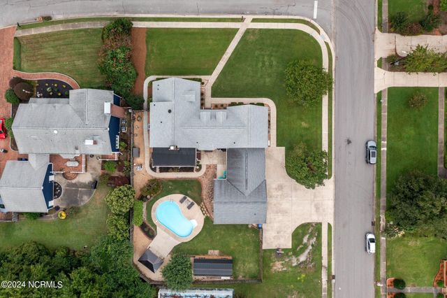 101 Grimsby Place, Jacksonville, NC 28540