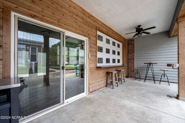 101 Grimsby Place, Jacksonville, NC 28540