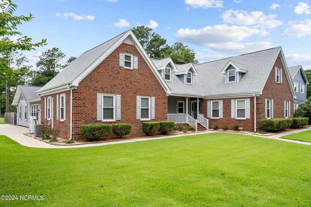 101 Grimsby Place, Jacksonville, NC 28540