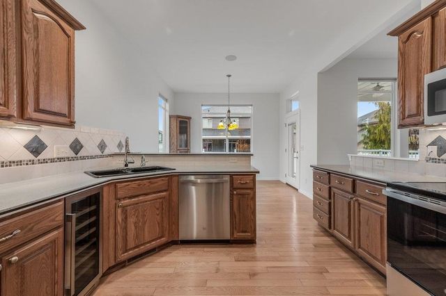 16513 E 9th Ln, Spokane Valley, WA 90037