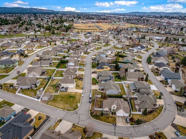 16513 E 9th Ln, Spokane Valley, WA 90037