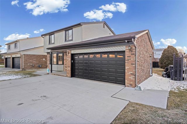 38327 Sleigh Drive, Sterling Heights, MI 48310