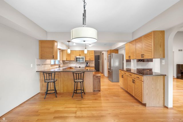 41397 Clairpointe St Street, Harrison Twp, MI 48045