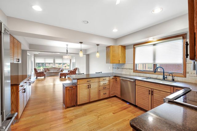 41397 Clairpointe St Street, Harrison Twp, MI 48045