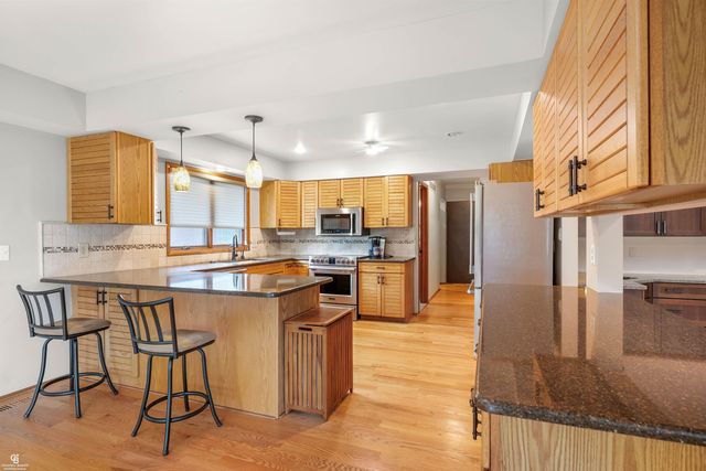 41397 Clairpointe St Street, Harrison Twp, MI 48045