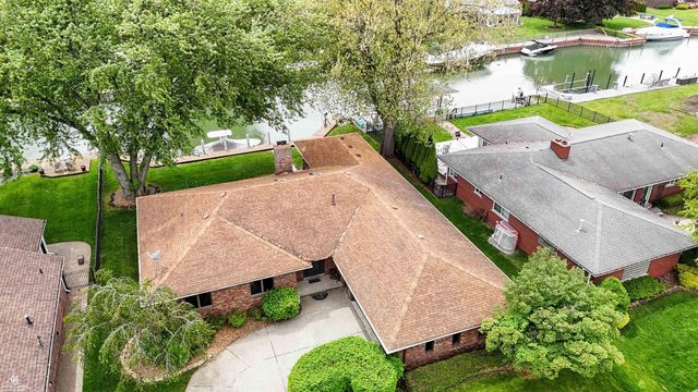 41397 Clairpointe St Street, Harrison Twp, MI 48045