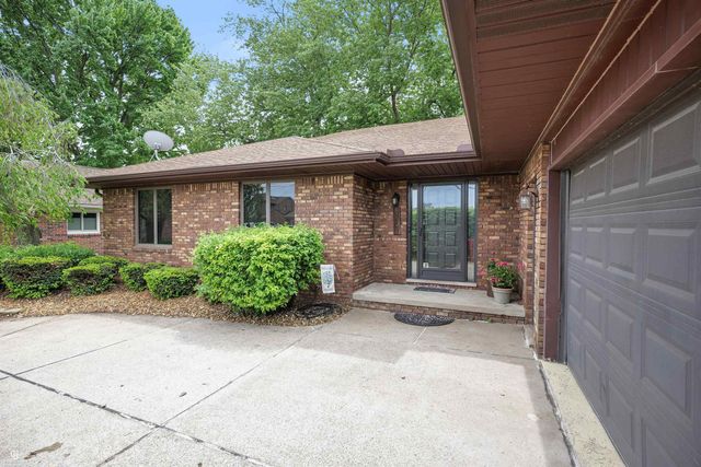 41397 Clairpointe St Street, Harrison Twp, MI 48045