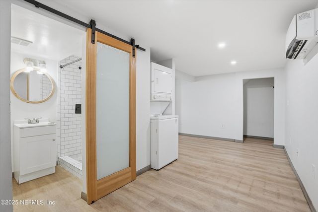 135 E 17TH Street, Jacksonville, FL 32206