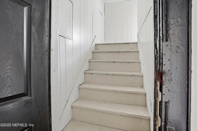 135 E 17TH Street, Jacksonville, FL 32206