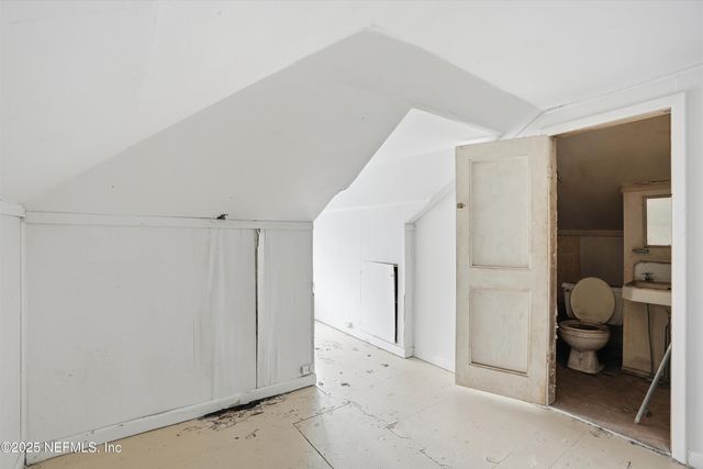 135 E 17TH Street, Jacksonville, FL 32206