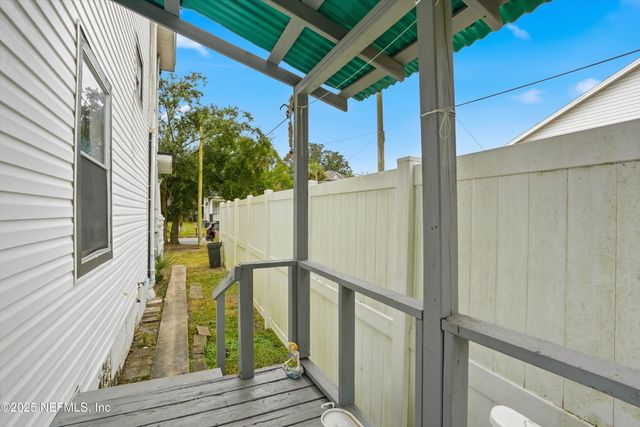 135 E 17TH Street, Jacksonville, FL 32206