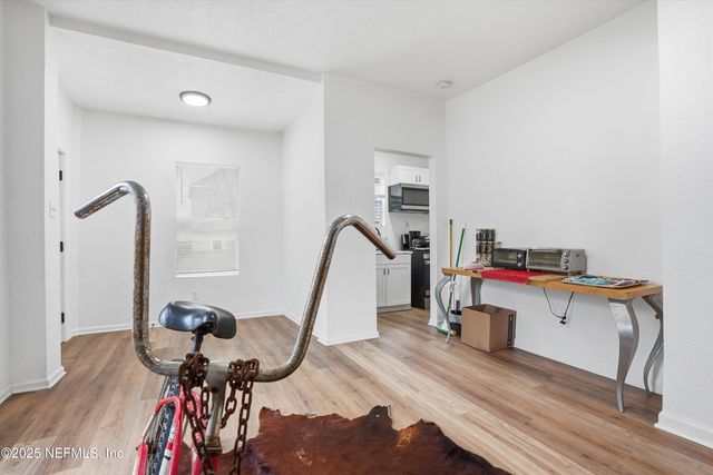 135 E 17TH Street, Jacksonville, FL 32206