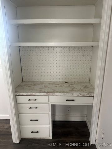 518 N Franklin Avenue, Sand Springs, OK 74063