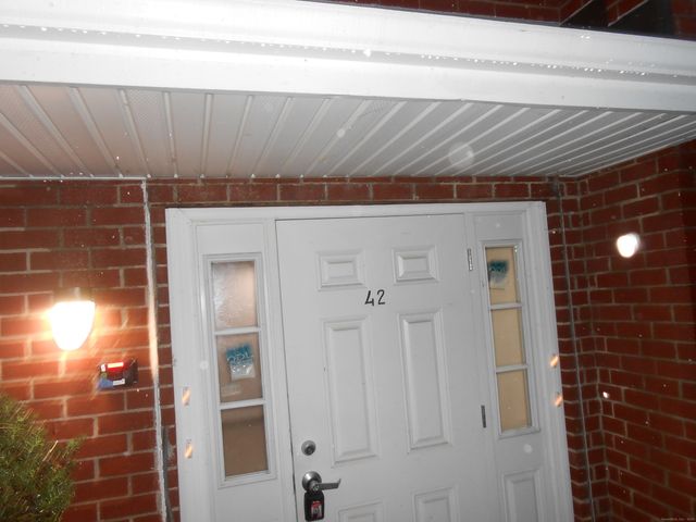 50 Greenhouse Road 42B, Bridgeport, CT 06606