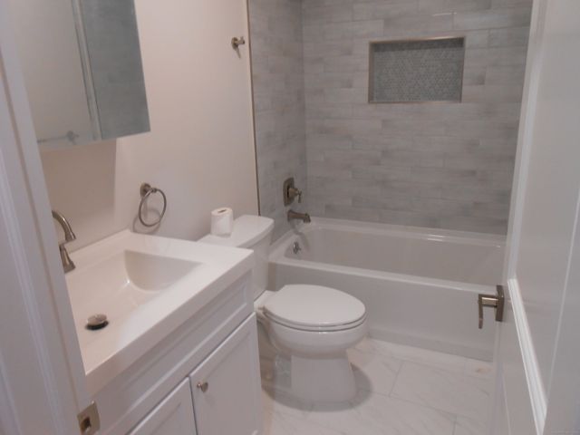 50 Greenhouse Road 42B, Bridgeport, CT 06606