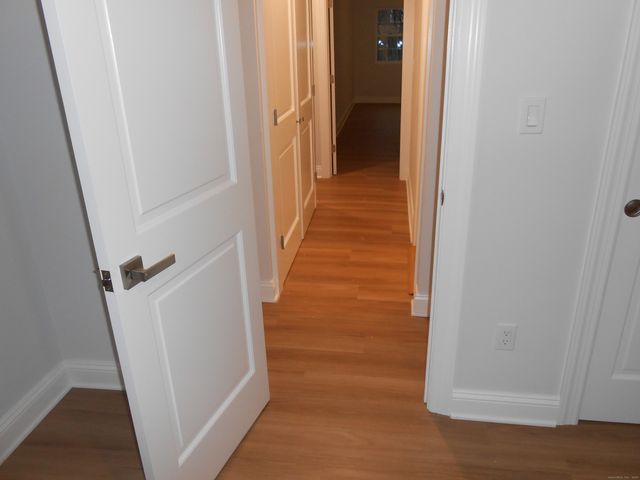 50 Greenhouse Road 42B, Bridgeport, CT 06606