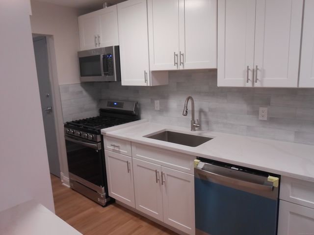 50 Greenhouse Road 42B, Bridgeport, CT 06606