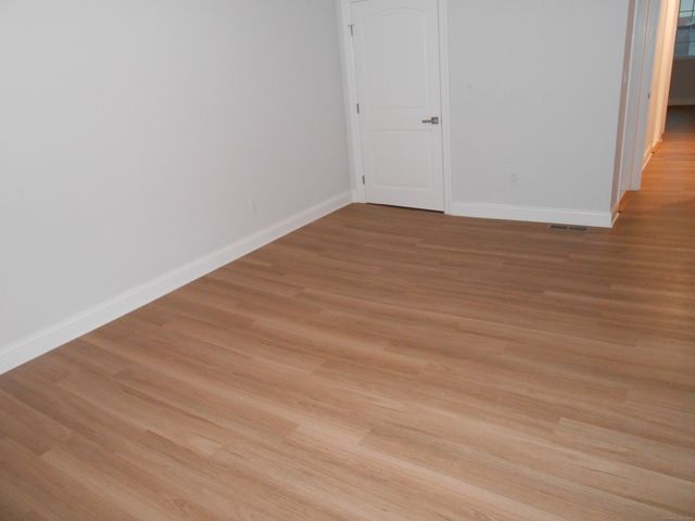 50 Greenhouse Road 42B, Bridgeport, CT 06606