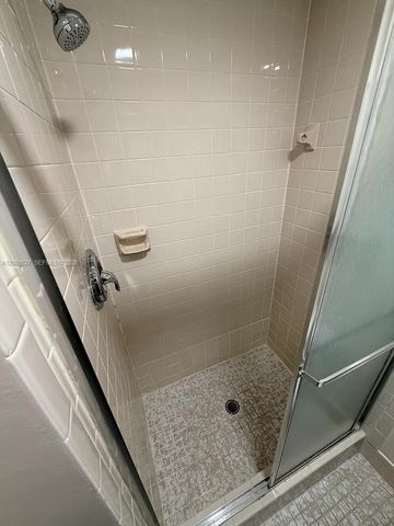 2067 SW 15th St 230, Deerfield Beach, FL 33442